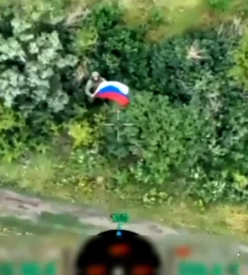 Шестиметровый ИИ-оккупант. Российские военные имитируют наступление на Харьковскую область — 16-й корпус
