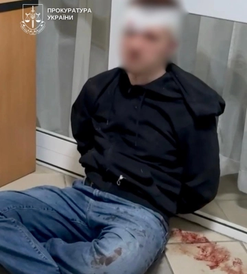 У припадку люті фактично зрешетив ножем лікарку - у Києві повідомлено про підозру вбивці