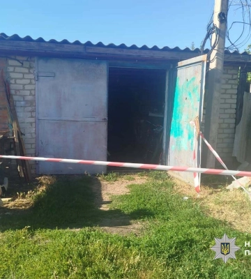 Чоловік ударив ножем в шию та спину свого опонента у Кам’янці, – поліція