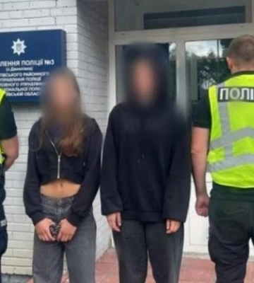 На Київщині підлітки танцювали під російську музику на Алеї Слави