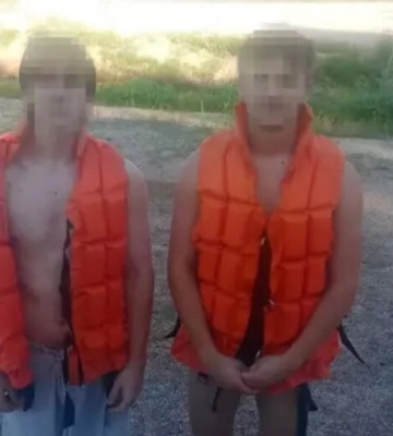 У Запоріжжі на воді врятували двох хлопців