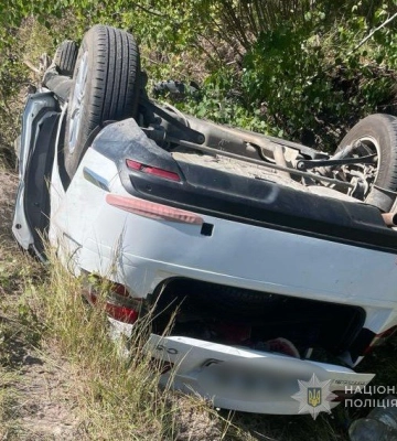 На Волині Citroën злетів у кювет і перекинувся, травмувались пасажирки