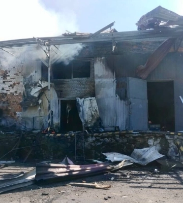 Стали відомі наслідки удару по Вінниччині: росіяни атакували відділення «Нової пошти», п'ятеро поранених