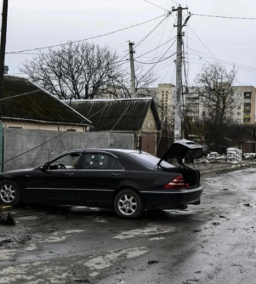 РВА: російські військові вдарили «Герберами» по селу на прикордонні Чернігівщини, є постраждалі
