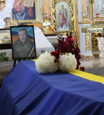 На Іршавщині попрощалися із полеглим військовим Андрієм Боршошем