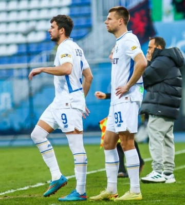 Экс-арбитр ФИФА объяснил, почему судья не остановил игру перед голом ПАОКа