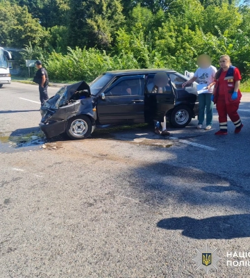 Обставини двох ДТП, в яких постраждали люди, встановлює поліція Вінниччини