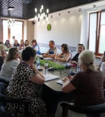 До Ужгорода з'їхалися громади з усієї України: на Закарпатті шукають нові рішення для підтримки переселенців