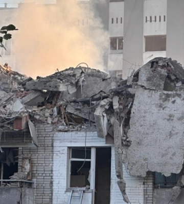 У Львові завершили пошуково-рятувальну операцію на місці удару РФ – ОВА