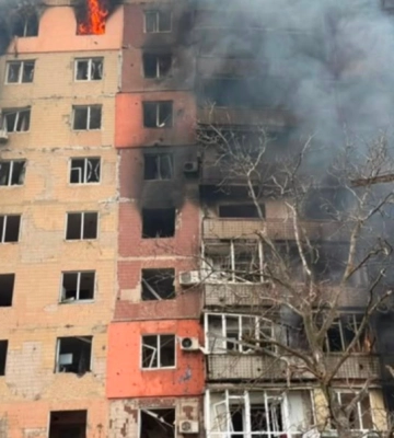 РФ зранку завдала масованого удару по Краматорську: загинула жінка, шестеро людей поранені. ФОТОрепортаж