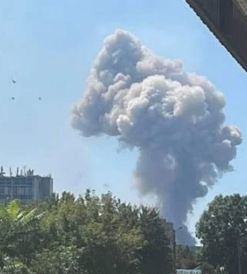 Взрывы в Хмельницком: в ОГА сообщили, сколько времени потребуется, чтобы угроза отступила