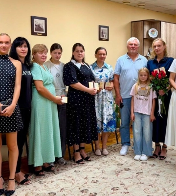 П'ятеро мешканок Луцької громади отримали почесну відзнаку «Мати-героїня»