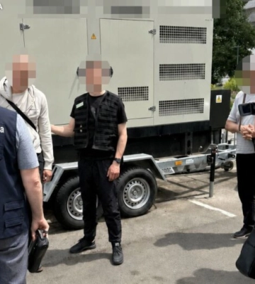 На Дніпропетровщині судитимуть чоловіка, який за 25 тисяч доларів обіцяв «домовитися» про рішення ВЛК