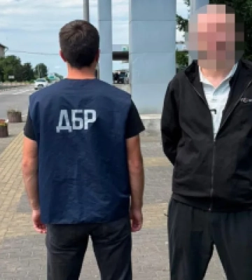 Наркосиндикат в Днепре: в Украину экстрадировали одного из организаторов преступной сети