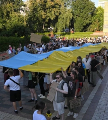 Шествие за диалог и реформы в оборонном секторе происходит в Киеве