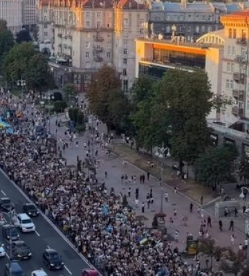 "Крупнейший протест с 2014 года": ветеран Козятинский о марше против отставки Федорова в Киеве. ФОТО