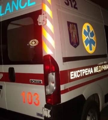 Киев под обстрелом: люди заблокированы в пятиэтажном доме