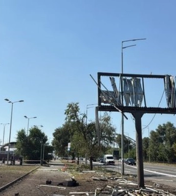 Удар РФ по Дарницькому району: очевидці розповіли, як люди загинули дорогою до укриття. ФОТО