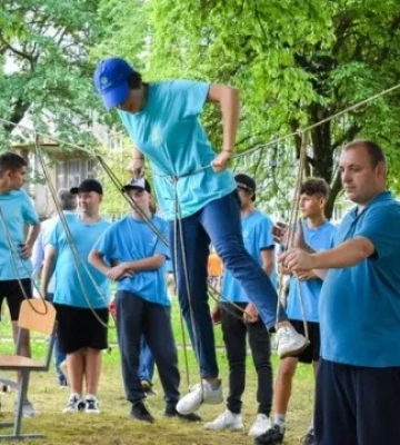 Лубінець вимагає перевірити Артек Закарпаття