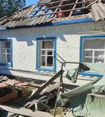 Після нічної атаки у Полтавській громаді пошкоджено 10 будинків