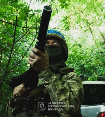 На фронте произошло 59 боевых столкновений, больше всего атак на Покровском и Славянском направлениях — Генштаб