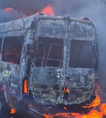 Росія вдарила по рейсовому автобусу з людьми: багато поранених