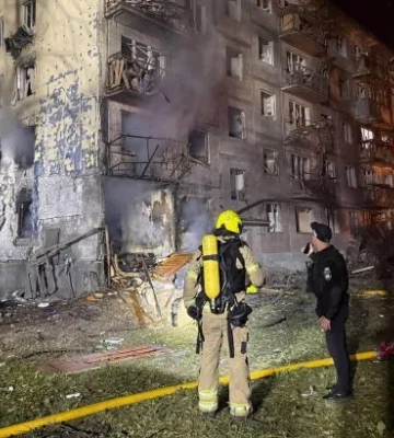Приліт балістики в Києві потрапив на бодікамери поліцейських