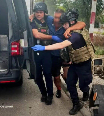 Росіяни з вечора атакували дронами Харків - п'ятеро постраждалих