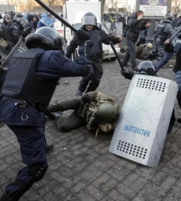 Ексберкутівців і координаторів "тітушок" засудили за злочини проти майданівців, - Офіс Генпрокурора