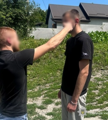 За побиття молодого сусіда 62-річного мешканця Львівщини можуть покарати позбавленням волі на строк від п’яти до восьми років