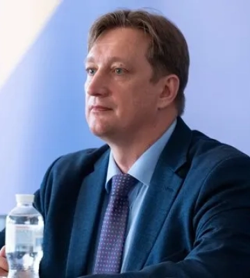Росія знову вдарила по складу з підручниками