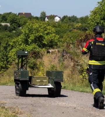 Детонація на полігоні під Хмельницьким: пошукова операція щодо 5 військових, з якими зник зв’язок, триває