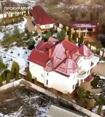Колишнього нардепа судитимуть за самовільне захоплення земель та будівництво будинку біля Дніпра