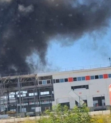 Росіяни вдарили по поштовому терміналу в Харкові: у ОВА розкрили наслідки
