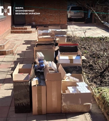 Без ліцензії, але з мільйонним товаром: на Одещині судитимуть продавця нелегального алкоголю та сигарет