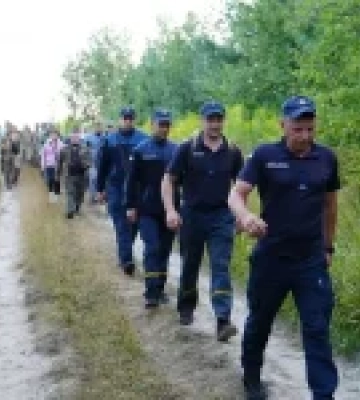 На Житомирщині півторарічного хлопчика, який зник біля річки, знайшли живим