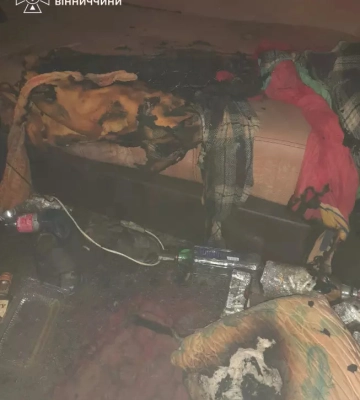 У Вінниці бійці ДСНС ледь встигли врятувати чоловіка із задимленої квартири