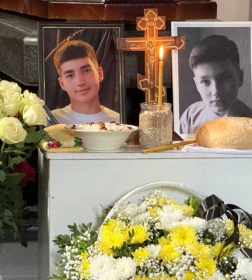 Завтра йому мало виповнитися 15: у Луцьку прощаються із підлітком, який загинув у смертельній ДТП