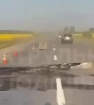 Екстремальна спека пошкодила міжнародну трасу на Житомирщині — відео
