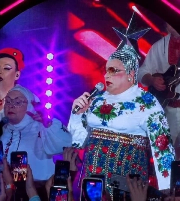 Сердючка заспівала російською в Одесі та потрапила у скандал (відео)