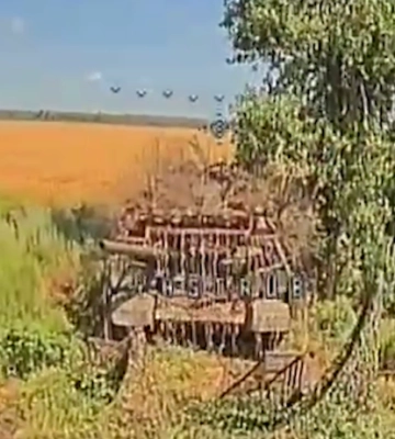 Росіяни намагаються лізти танками на Харківщину: їх нищать прикордонники