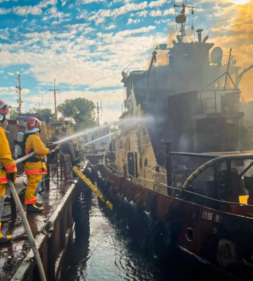 На Одещині морські прикордонники врятували цивільне судно після атаки російського дрона
