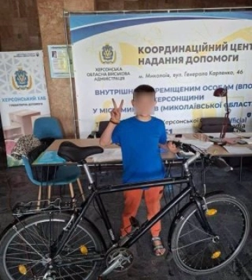 Координаційний центр «Вільні разом» у Миколаєві продовжує всебічно допомагати переселенцям з Херсонщини