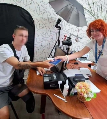 Втратили кінцівки на війні: двоє військових на Черкащині отримали нові документи