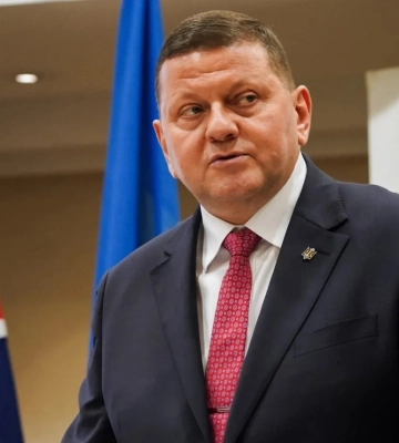 Залужний уперше прокоментував призначення нового головнокомандувача ЗСУ