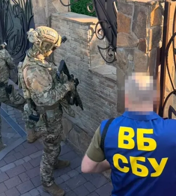 Розкрадання коштів на відновленні доріг. Викрито заступника голови Хмельницької ОВА