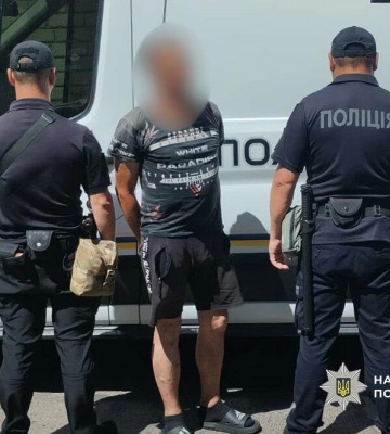 На Одещині військовослужбовцю повідомили про підозру в хуліганстві: він кинув гранату у бік підлітків поблизу навчального закладу