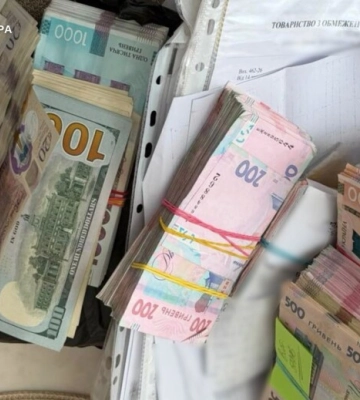 У Дніпрі викрили масштабну схему із бюджетними тендерами: працювали через мережу з понад 20 фірм