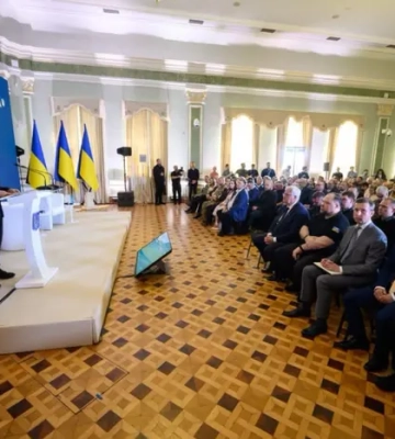 Нарада, після якої ілюзій стало менше