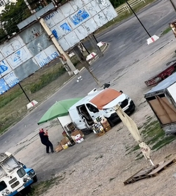 В Херсоне российский дрон преследовал продавца: мужчина чудом выжил